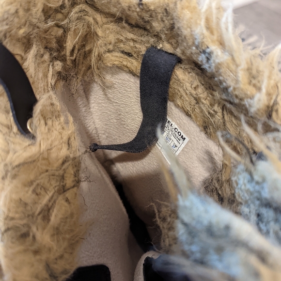 Sorel black lace up boots, size 10 - Picture 4 of 6